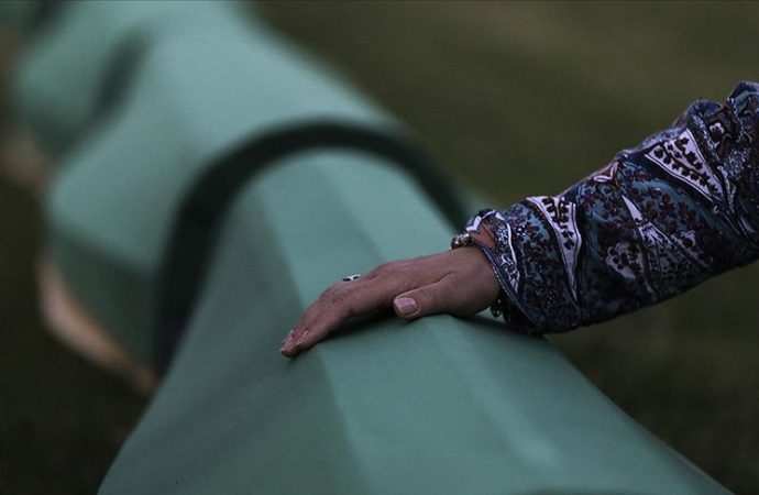 Srebrenitsa’nın yıldönümü: Yedi soykırım kurbanının kimliği 30. yıl sonra tespit edildi