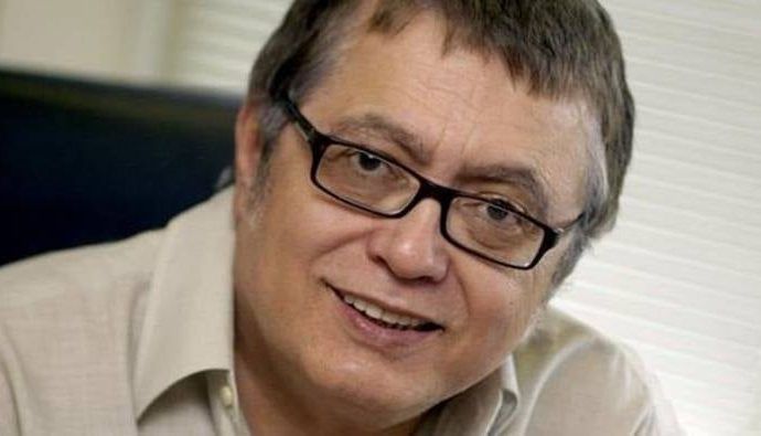 Gazeteci Hikmet Çetinkaya entübe edildi