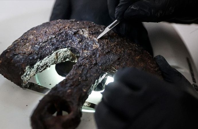 Antik kentte 1600 yıllık terazi seti bulundu