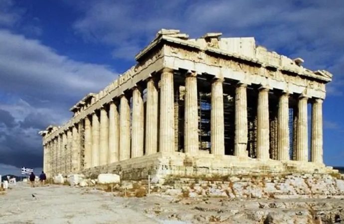 Yunanistan’da aşırı sıcak alarmı: Akropol ziyarete kapatıldı