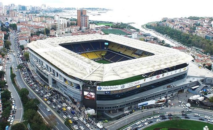 Fenerbahçe’de Ülker gidiyor, Chobani oluyor