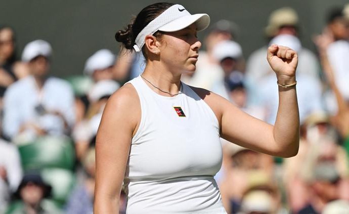 Wimbledon’da Anisimova ve Swiatek finalde!