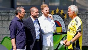Ali Koç antrenman izledi