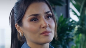 Hande Erçel’in dinmeyen anne acısı