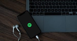 The Times: Spotify ‘altın tuvalet’ listelerini korumak için Türkiye’den çıkmaya hazır