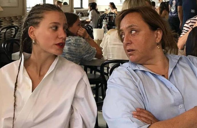 Serenay Sarıkaya isyan etti: Ayşe Barım’a yapılan zulüm vicdana sığmaz
