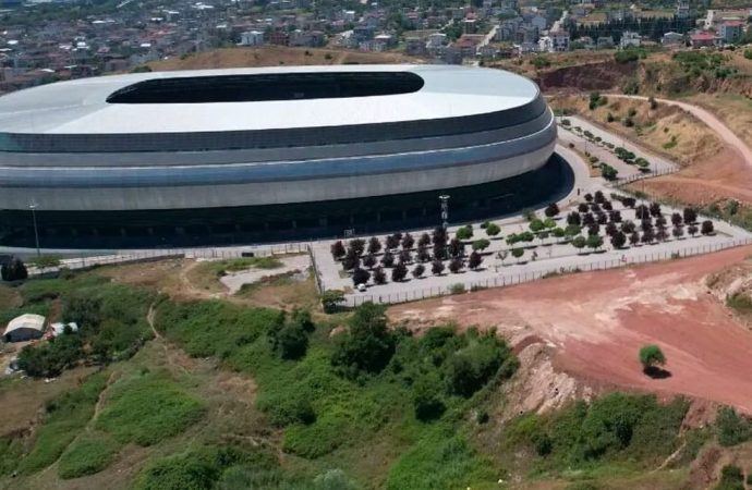 100 milyonluk ahır