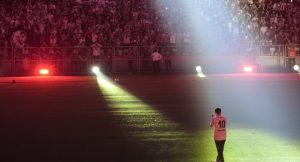 Orkun Kökçü, Beşiktaş’a 20 bin taraftarın önünde imza attı: Dünyadaki en mutlu insan benim