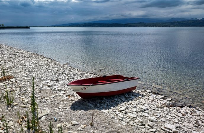 Sapanca Gölü’nde su seviyesi iki yılda iki metre düştü