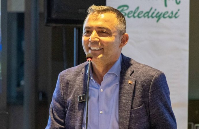 Manavgat Belediye Başkanı Kara parti üyeliğinin askıya alınmasına gönül koymadı
