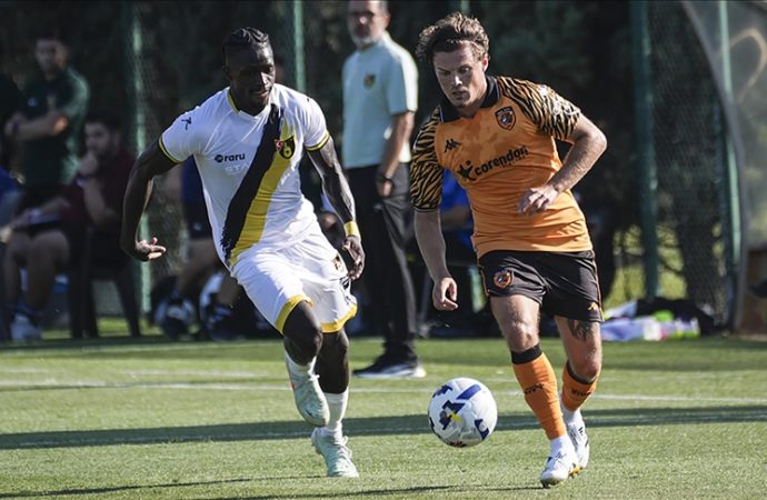 Hull City hazırlık maçında İstanbulspor’u 2-1 mağlup etti