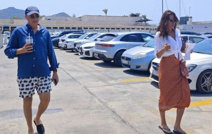 Güzide Duran-Fikret Orman aşkı, Yunan adalarında devam ediyor