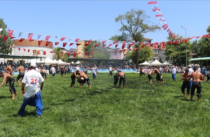 Kandıra’da başpehlivanlığı Yıldıray Ekin kazandı