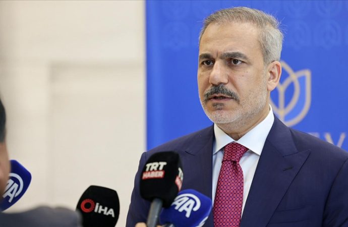 Fidan YPG’yi uyardı: Fırsatçılık yapmasınlar