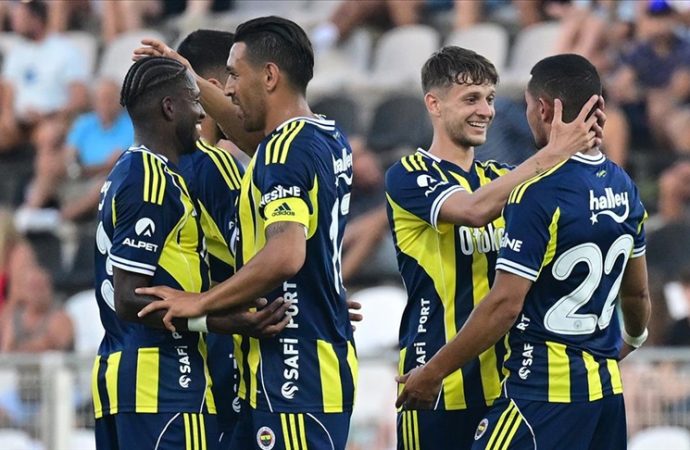 Fenerbahçe, ilk hazırlık maçında Portimonense’yi 2-1 yendi