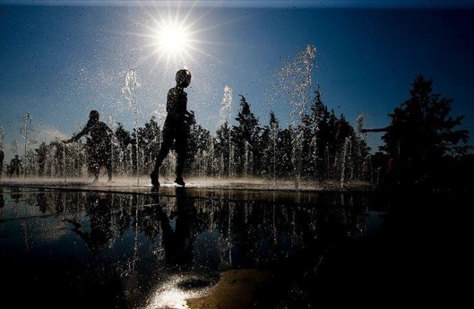 Sıcaktı, çok daha sıcak olacak: 6-12 derece artacak