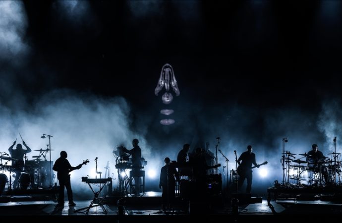 Massive Attack, Gazze dayanışma ağı kurdu