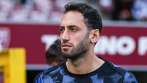 Çalhanoğlu için bu kez Fenerbahçe devrede!