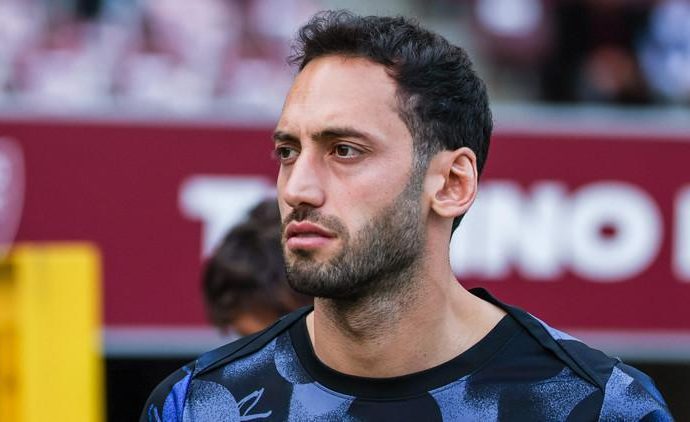 Çalhanoğlu için bu kez Fenerbahçe devrede!