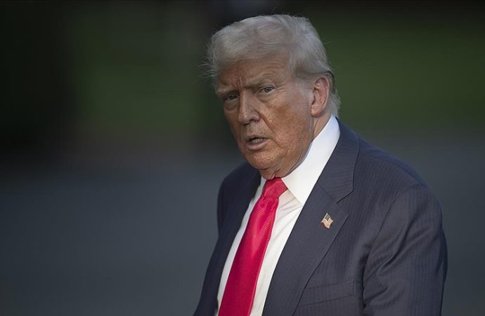 Trump, Epstein’e doğum günü mektubu haberi için Murdoch’a dava açtı