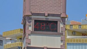 Diyarbakır’da termometre 48 dereceyi gösterdi!
