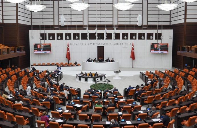 Ekonomiye ilişkin düzenlemeler içeren kanun teklifi TBMM Genel Kurulunda kabul edildi