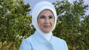 Emine Erdoğan Hindistan’dan getirtti, ekildi, beş yıl sonra meyve verdi: Sabun cevizi