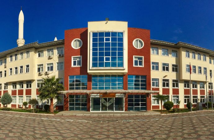 Zamanın ruhu: İlk 10’da Kartal İmam Hatip’ten altı birinci var
