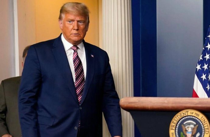 Beyaz Saray: Trump Suriye’ye saldırıdan habersizdi