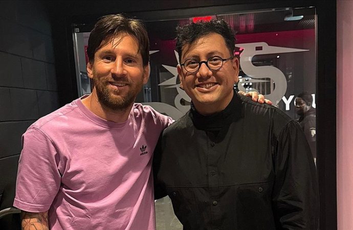 Refik Anadol, Messi’nin golünü sanat eseri yaptı, 1,8 milyon dolara satıldı