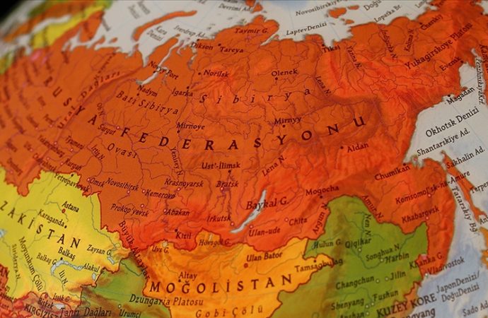 Rusya’da 49 yolcu taşıyan An-24 tipi uçak düştü