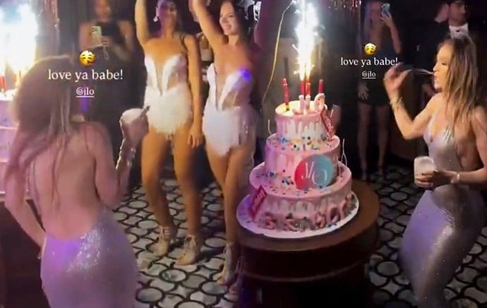 Jennifer Lopez 56’ncı yaşını Antalya’da özel odasında kutladı