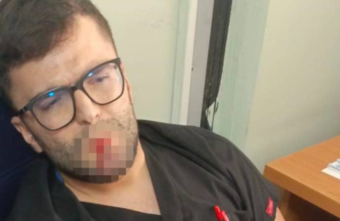 Hasta yakınları hemşireyi dövdü