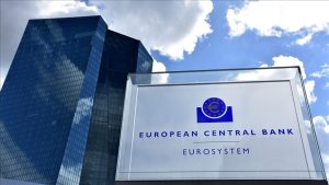 Avrupa Merkez Bankası politika faizini sabit tuttu