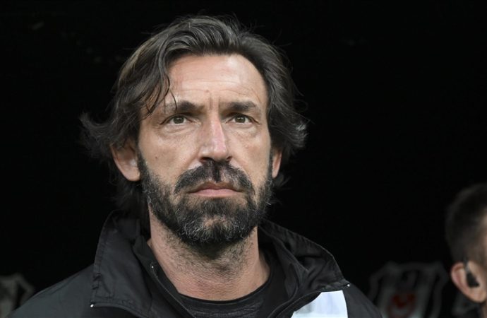 Karagümrüklü Pirlo Dubai United’ın yeni teknik direktörü oldu