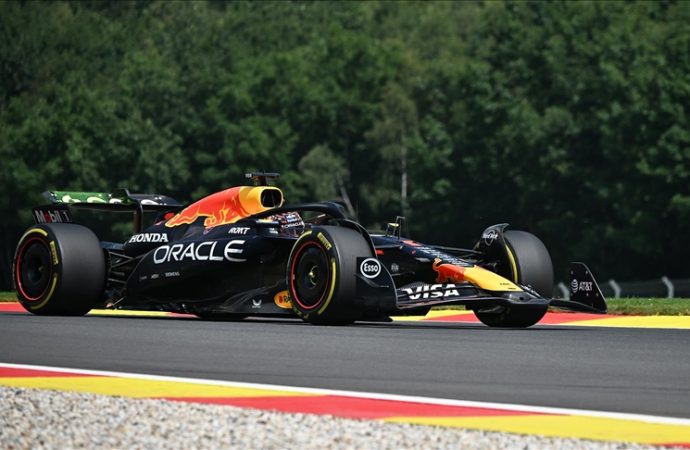 Formula 1 Belçika Grand Prix’sinde sprint yarışını Max Verstappen kazandı
