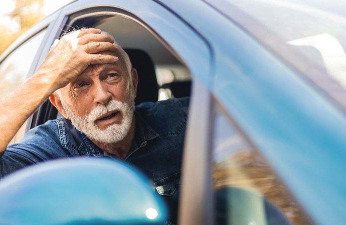 70 yaş üstü sürücülere AB zorunluluğu