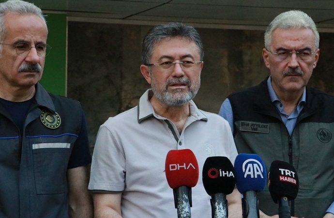 Dün ‘hazırız’ diyen bakan bugün bu yanıtı verdi: ‘Cebimizde uçak, arazöz yok’