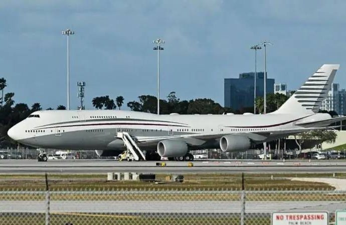 Katar’ın hediye ettiği uçak saray tipi Air Force One olacak