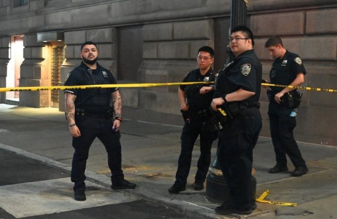New York’ta gökdelen katliamı: Biri polis dört kişiyi öldürdü