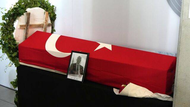 Eski Merkez Bankası Başkanı Süreyya Serdengeçti son yolculuğuna uğurlandı