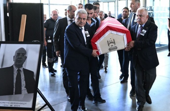 Süreya Serdengeçti son yolculuğuna uğurlandı