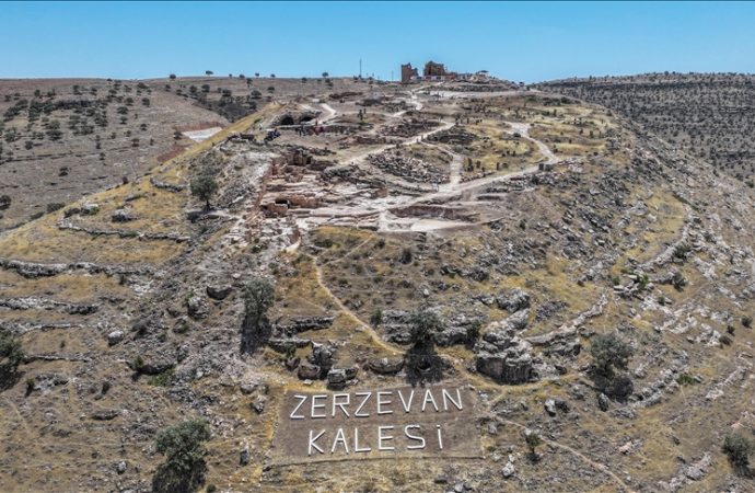 Zerzevan Kalesi kazısı: 1800 yıllık su dağıtım sistemi bulundu
