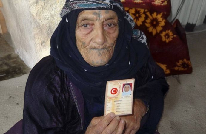 Türkiye’nin en yaşlı kadını öldü: 131 yaşındaydı