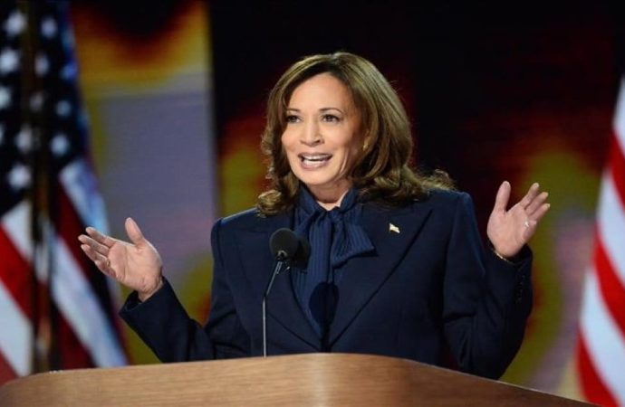 Kamala Harris adaylık kararını açıkladı