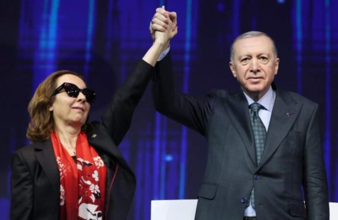 Farkında mısınız AKP içinde 19 Mart rejimi ile ilgili çok vahim bir ihbar geldi