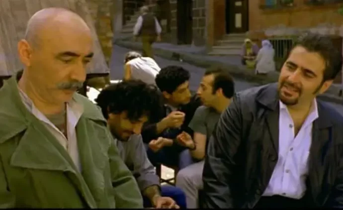 Dizi mi? Mafya mı? Sinema mı? Platformlar mı? Üfffffff