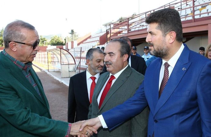 Yerlikaya açıkladı: Eski AK Partili belediye başkanı için soruşturma izni verildi