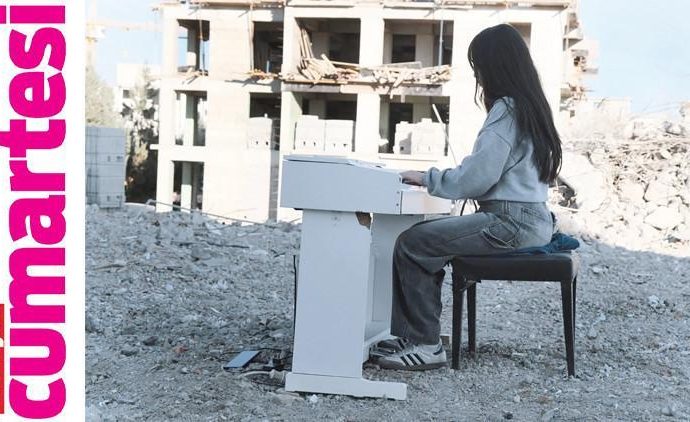 Enkazdan çıkan kırık piyanosuyla beste yaptı, Mozart ödülü aldı