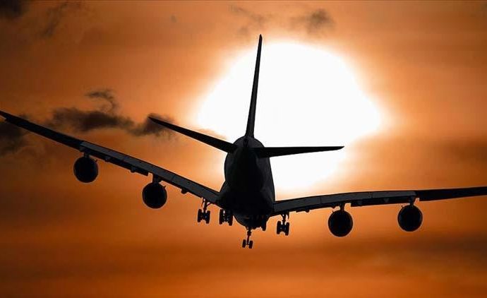 AB sayesinde artık uçaklara elimizde su şişesiyle binebileceğiz